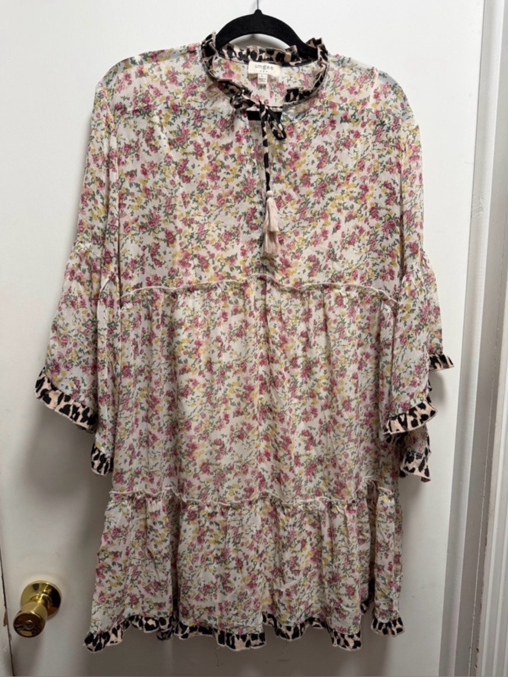 Umgee Floral  Dress Flutter Long Sleeve Animal Print Accent Print Lined Sz L